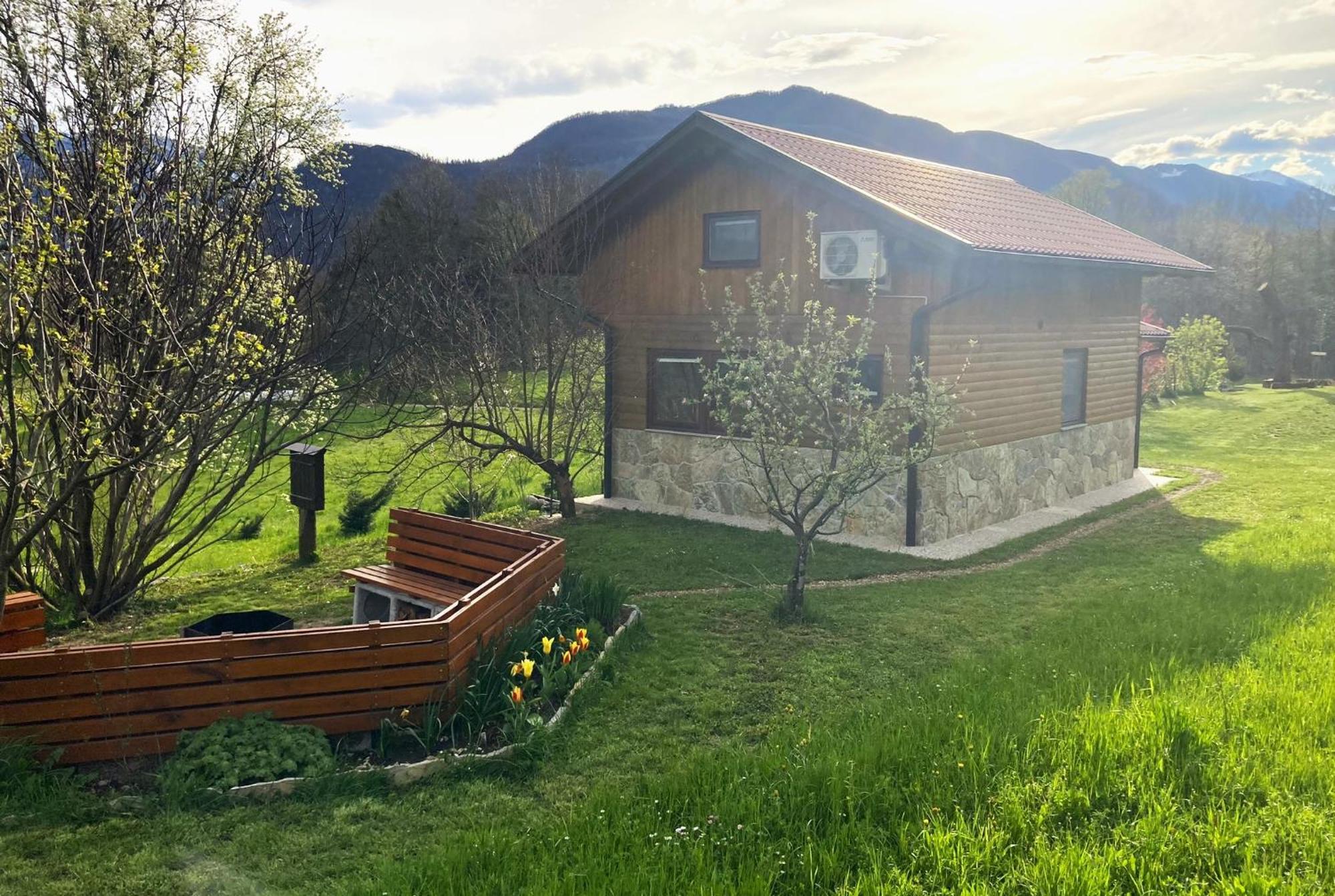 Sleeping With The Bees Kozjak Kobarid Exterior foto